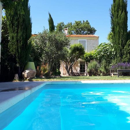 Le Mas Du Chemin : Mas Typique Des Alpilles Paradou Bagian luar foto