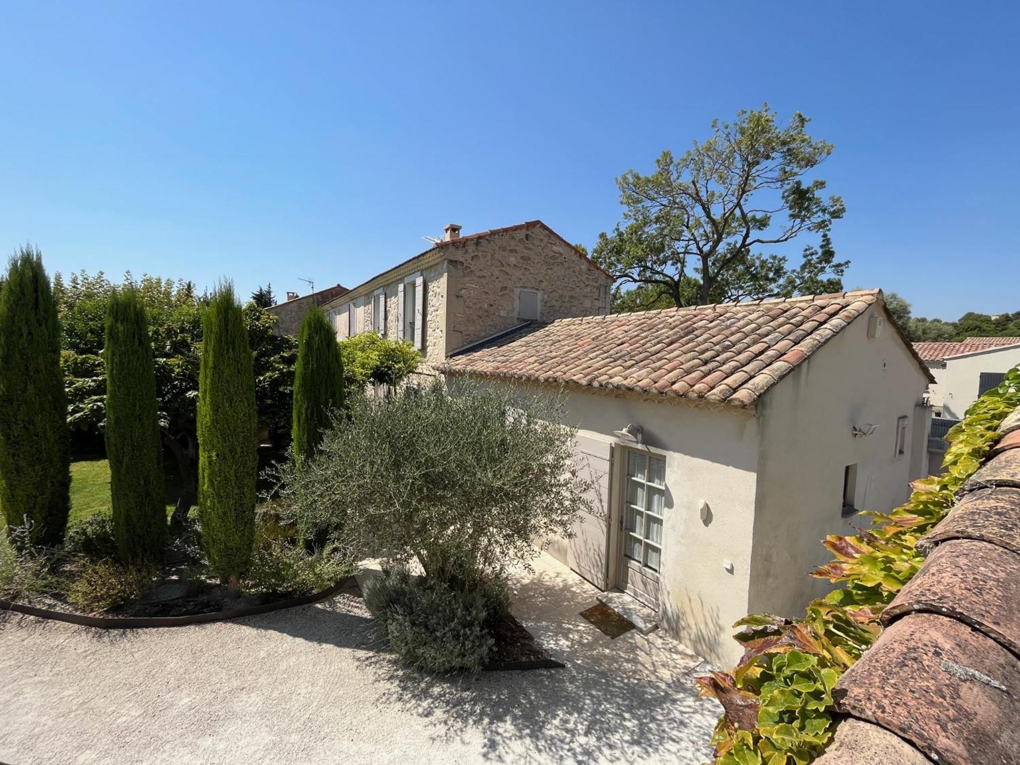 Le Mas Du Chemin : Mas Typique Des Alpilles Paradou Bagian luar foto